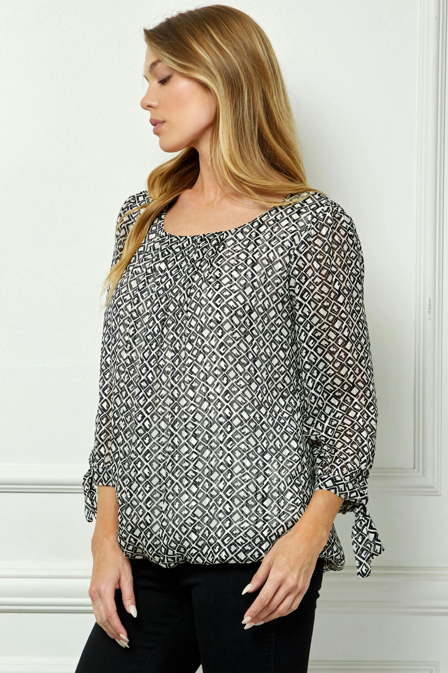 Bubble Hem 3/4 Tie Sleeve Blouse - Elegant Cream Fashion Top 3 Bubble Hem 3/4 Tie Sleeve Blouse - Elegant Cream Fashion Top - Image 3