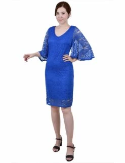 Elegant Blue Lace Knee-Length Dress with Wide Elbow Sleeves