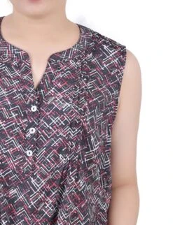 Elegant Red & Black Chevron Sleeveless Pintucked Blouse -Dressbarn Store MRJU0684PBLACKREDCHERVONDETAIL