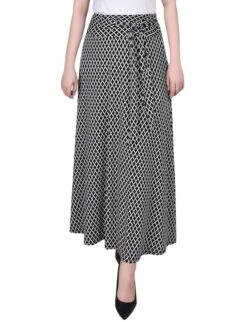 Petite Black Knit Maxi Skirt with Sash Waist Tie - Serrated Rhombus Texture