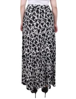 Black White Circle Chain Ring Detail Midi-Length Skirt - Petite 7 Black White Circle Chain Ring Detail Midi-Length Skirt - Petite -Dressbarn Store PITK8021ABLACKWHITECIRCLECHAINBACK