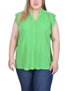 Plus Size Green Flutter Sleeve Crepon Blouse with Eyelet Detail