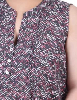 Plus Size Sleeveless Pintucked Blouse - Black & Red Chevron Print -Dressbarn Store WRJU0684PBLACKREDCHERVONDETAIL