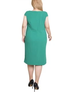 Plus Size Emerald Green Cap Sleeve Sheath Dress with Exposed Zipper 7 Plus Size Emerald Green Cap Sleeve Sheath Dress with Exposed Zipper -Dressbarn Store WSCD3806EMERALDGREENBACK