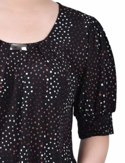 Petite Black and White Abstract Balloon Sleeve Knit Top 6 Petite Black and White Abstract Balloon Sleeve Knit Top -Dressbarn Store black white abstract short sleeve balloon sleeve top petite 356191