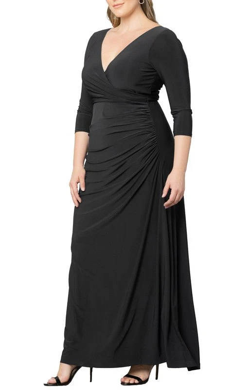 Plus Size Floor-Length Evening Gown with Elegant Ruched Waist 7 Plus Size Floor-Length Evening Gown with Elegant Ruched Waist - Image 7