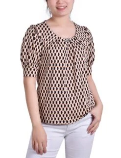Petite Geo Round Neck Balloon Sleeve Top with Hardware Detail