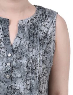 Petite Grey Floral Sleeveless Y-Neck Jacquard Top -Dressbarn Store grey floral sleeveless jacquard y neck top petite 202314