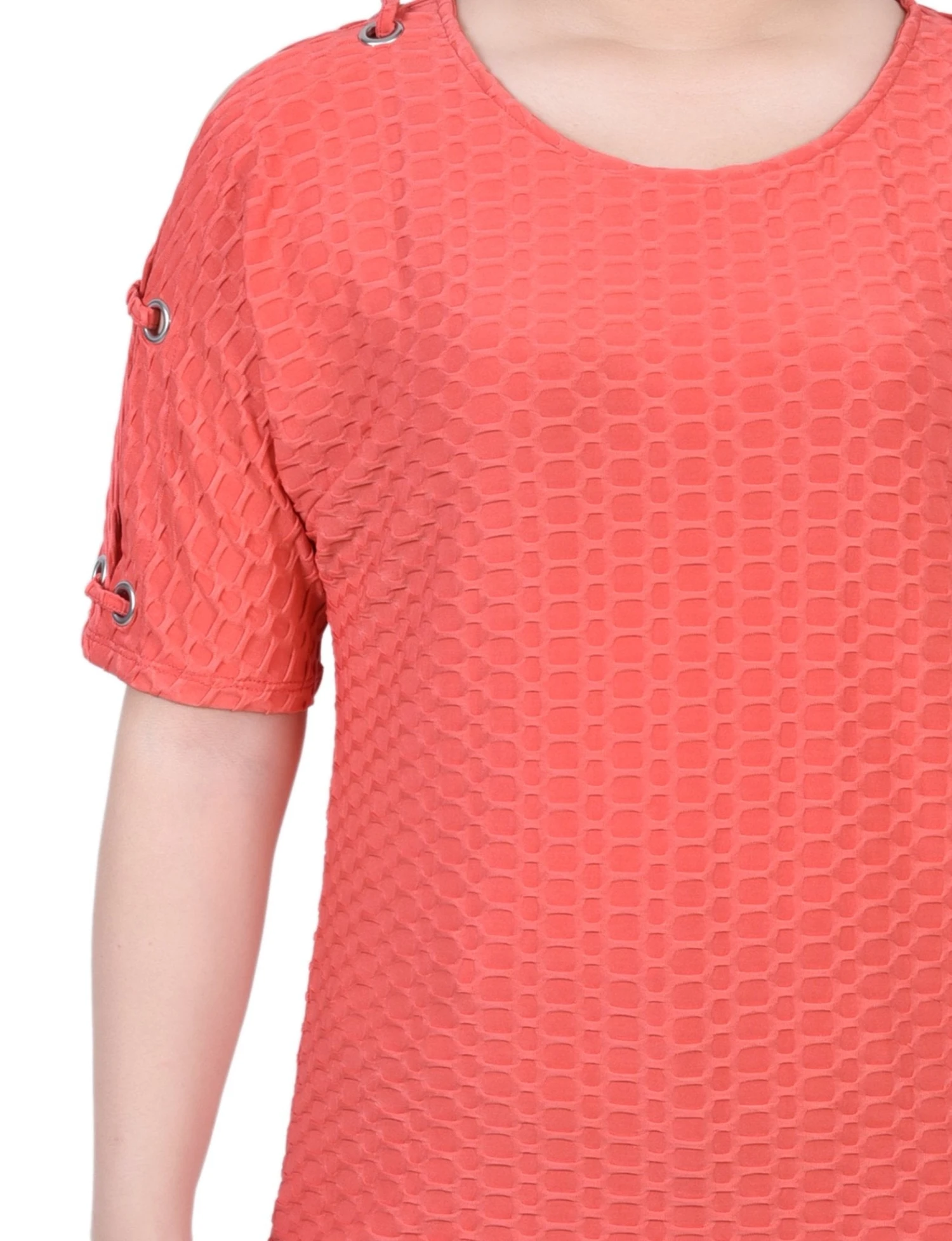 Petite Honeycomb Open Shoulder Tunic with Grommet Accents 7 Petite Honeycomb Open Shoulder Tunic with Grommet Accents - Image 7