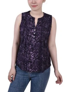 Elegant Purple Cheetah Jacquard Y-Neck Petite Sleeveless Top
