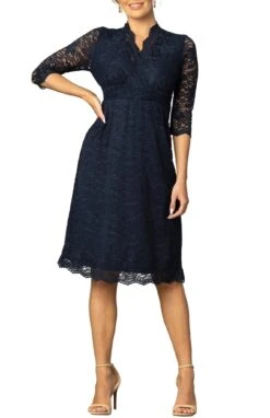 Elegant Scalloped Lace Cocktail Dress with 3/4 Sleeves