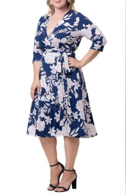 Elegant Plus Size Midi Wrap Dress - Flattering 3/4 Sleeve Silhouette 15 Elegant Plus Size Midi Wrap Dress - Flattering 3/4 Sleeve Silhouette -Dressbarn Store signature wrap dress plus 711914